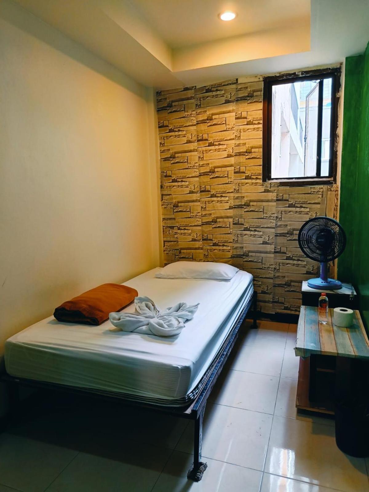 Hill View Lodge Patong Exterior photo