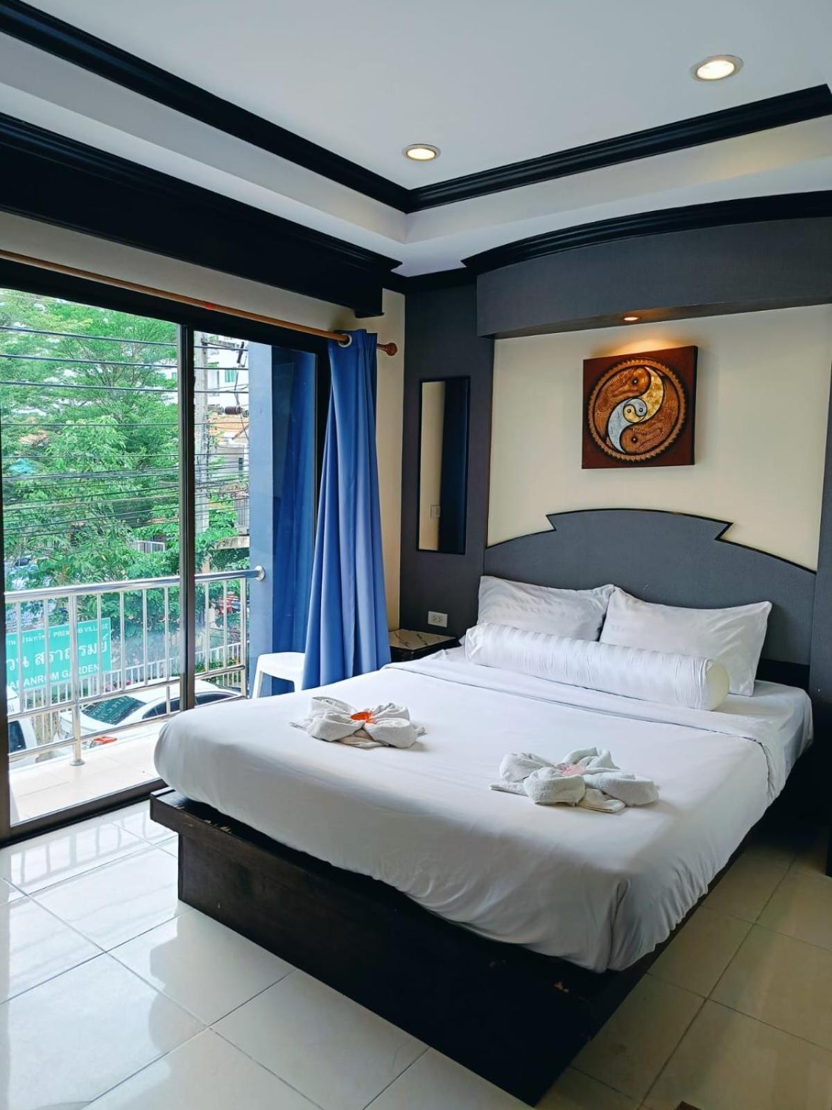 Hill View Lodge Patong Exterior photo