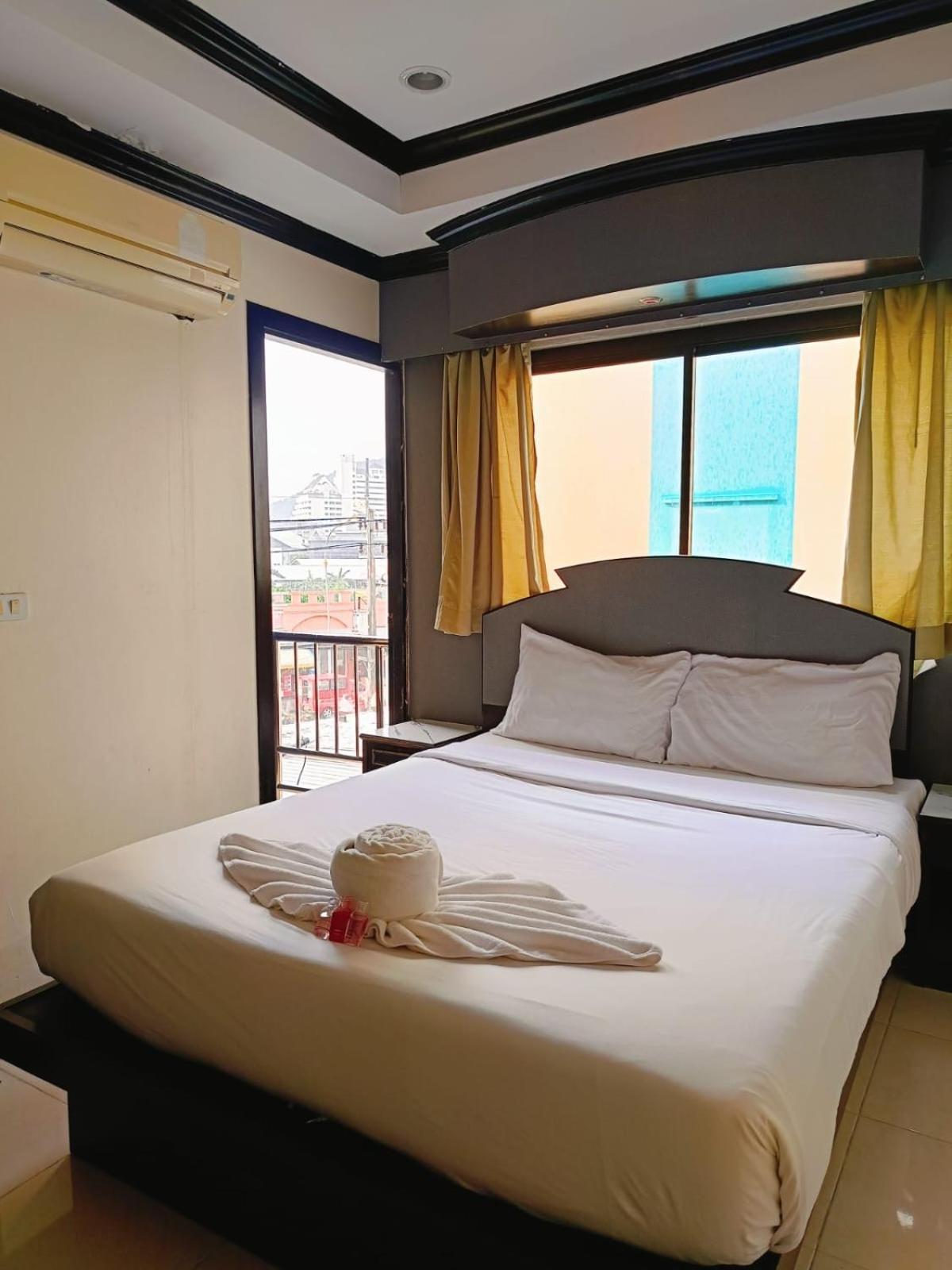 Hill View Lodge Patong Exterior photo