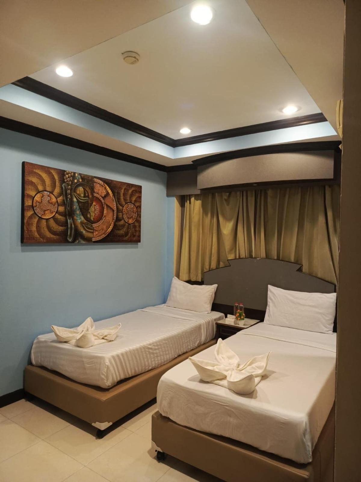 Hill View Lodge Patong Exterior photo